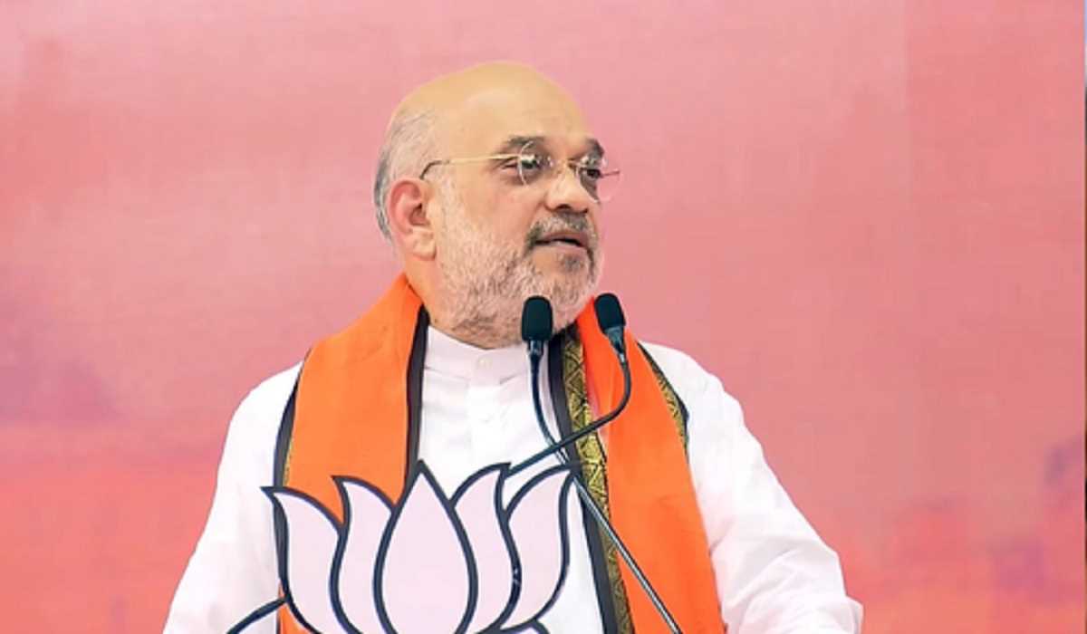 कांग्रेस ने धारा 370 को बच्चे की तरह पाला और रामलला को टेंट में रखा : अमित शाह